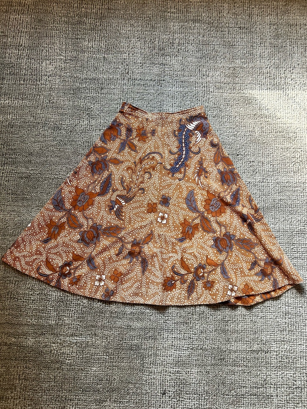 70’s Vintage Brass Plum by Nordstrom Floral A-Line Midi Skirt in Brown and Blue